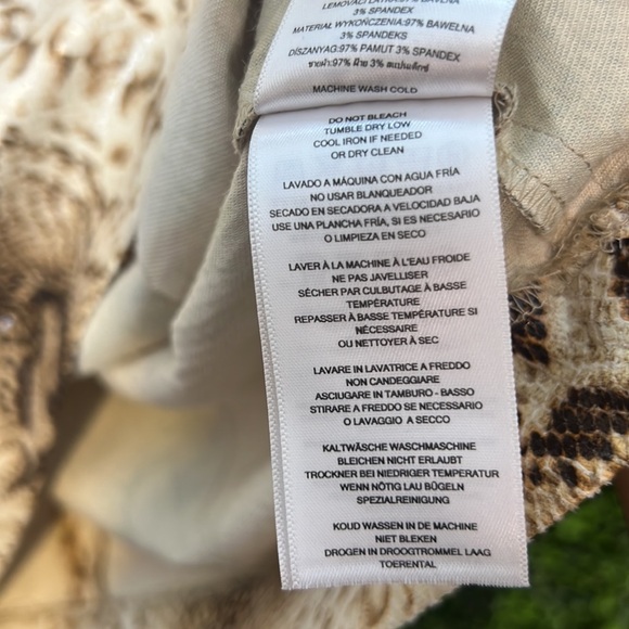 Michael Michael Kors Waxed Snake Animal Print Career Blouse Top size 4 - Picture 5 of 8